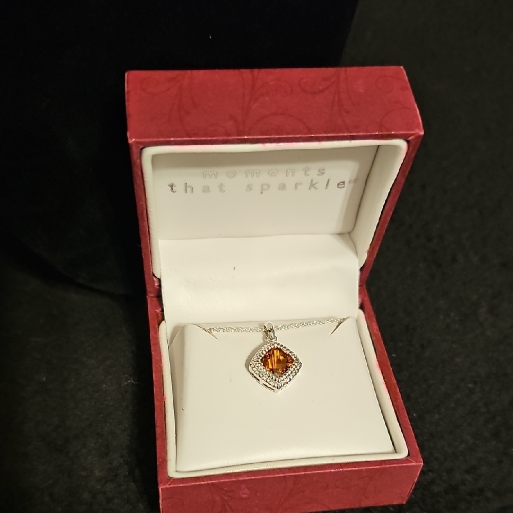 Elegant Helzberg Sterling Silver and Citrine Pendant Necklace